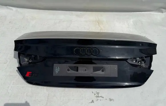 Audi A5 Tailgate/trunk/boot lid