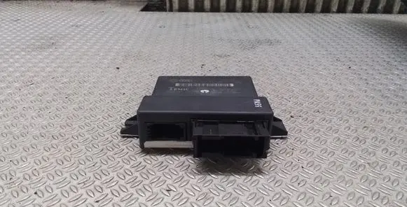Audi A6 S6 C6 4F Gateway control module 4F0907468D