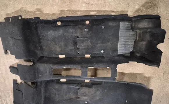 Renault Captur Interior carpet 749021309R