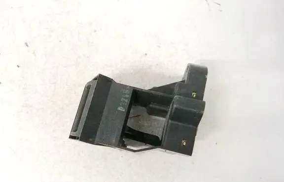 Citroen C4 I Seat back rest lock catch 9632626577 9261094
