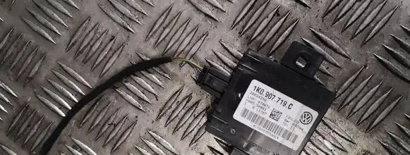 Audi A3 S3 8P Alarm control unit/module 1k0907719c