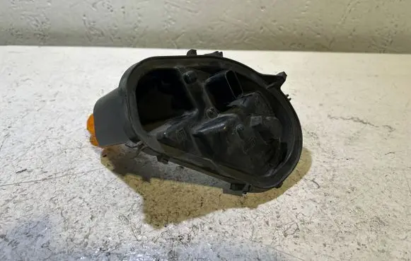 Tail light part