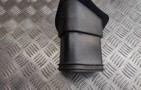 Opel Insignia A Air intake hose/pipe 95561770 55561770 718101S