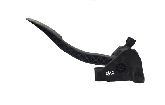 Jaguar XE Accelerator throttle pedal GX739F836DA