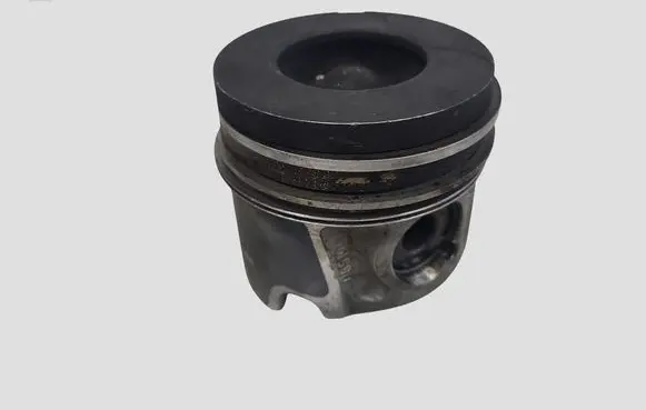 Ford S-MAX Piston