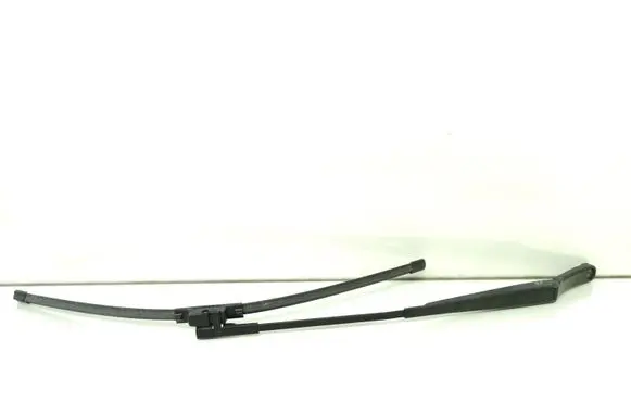 Volkswagen Touran I Windshield washer spray nozzle 1T0955409A