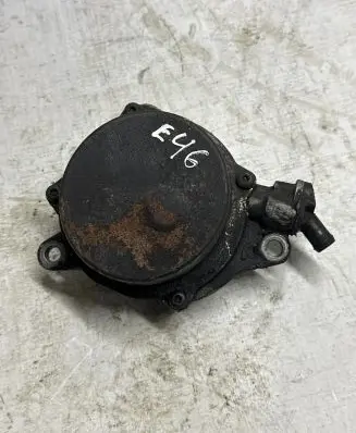 BMW 3 E46 Vacuum pump