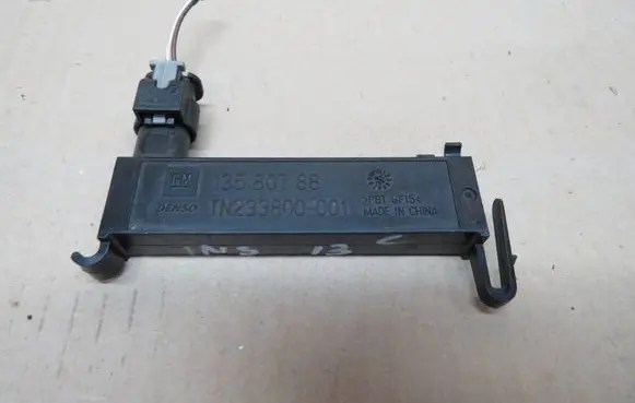 Opel Insignia B Aerial antenna amplifier 13580788 TN233800001