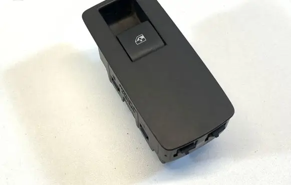 Opel Insignia A Electric window control switch 13301888 13222231
