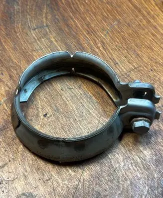 Mercedes-Benz Sprinter W907 W910 Muffler pipe connector clamp A0009958902