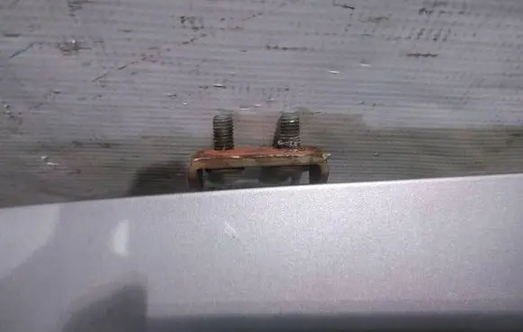 Honda Civic Tailgate/trunk/boot hinge 