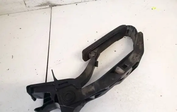 Mercedes-Benz C W203 Accelerator throttle pedal a2113000404