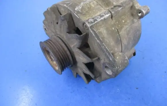 Chrysler Grand Voyager III Generator/alternator