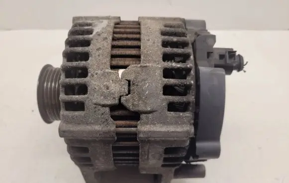 Audi A6 S6 C6 4F Generator/alternator 059903018 14V180A 0121715076