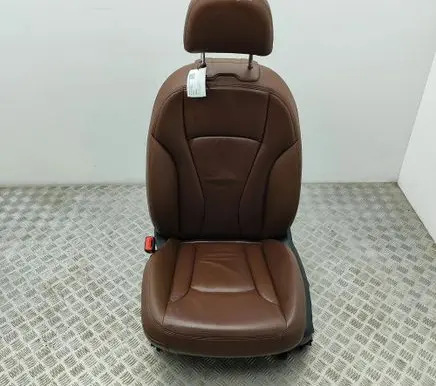 Audi Q7 4M Front driver seat 4M0881405A