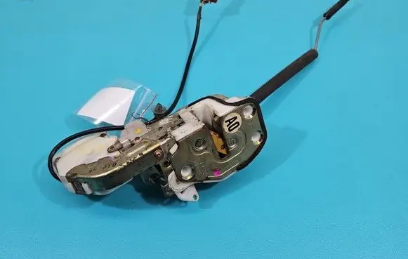 Front door lock