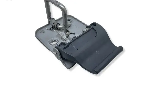 Skoda Karoq Engine bonnet/hood lock/latch loop/hook 57A823186