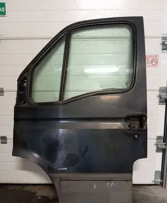 Iveco Daily 35.8 - 9 Front door