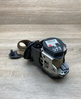 BMW 7 E65 E66 Front seatbelt 561078501