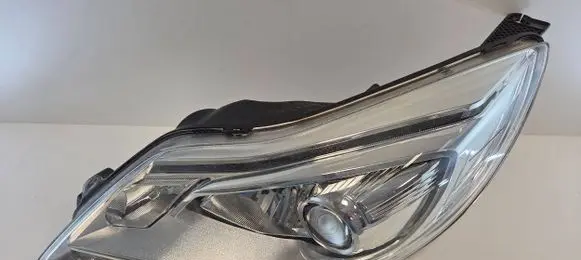 Ford Focus Headlight/headlamp