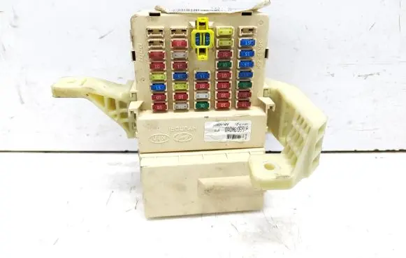 Hyundai Sonata Fuse module 919503K010