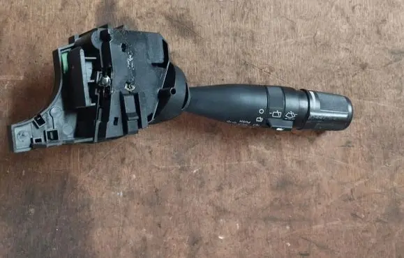 Chrysler Town & Country V Wiper control stalk 56046118AC