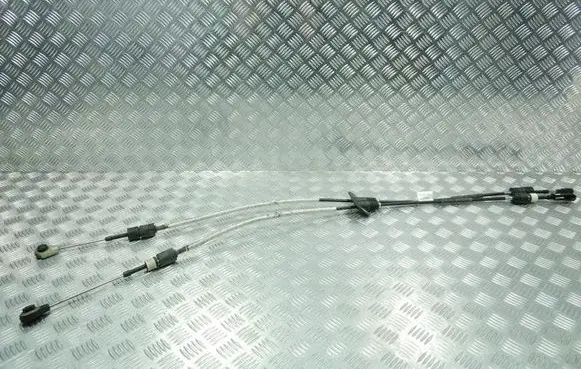 Volvo V60 Gear shift cable linkage 