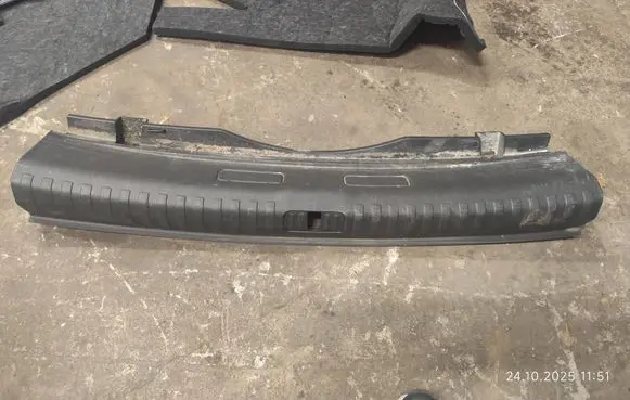 Audi A6 S6 C8 4K Trunk/boot sill cover protection 4K5863471