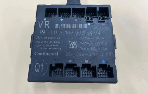 Mercedes-Benz B W246 W242 Door control unit/module A1669005404 A1669024402
