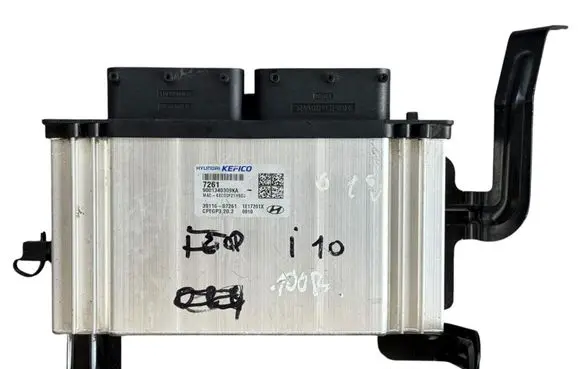 Hyundai i10 Engine control unit/module ECU 3911607261 9001340309KA