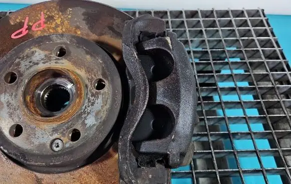 Mercedes-Benz Vito Viano W447 Front brake caliper IMPRK1604702