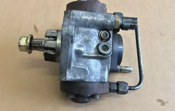Ford Transit Fuel injection high pressure pump 6C1Q9B395BB HU294000410