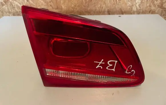 Volkswagen PASSAT B7 Tailgate rear/tail lights 3AE945093K