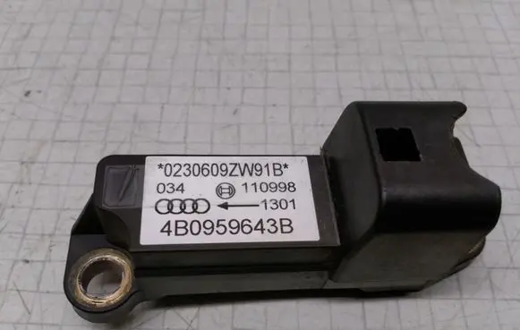 Audi A6 S6 C5 4B Airbag deployment crash/impact sensor 4B0959643B