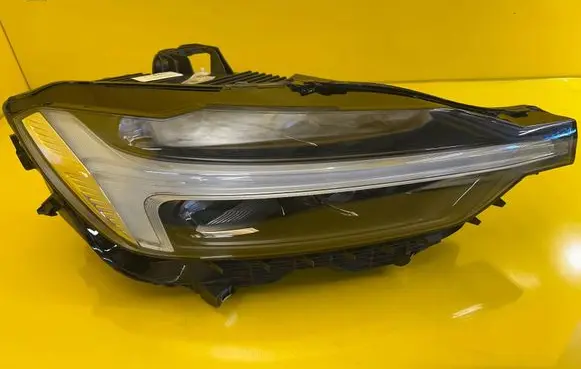 Volvo XC60 Headlight/headlamp 32342507