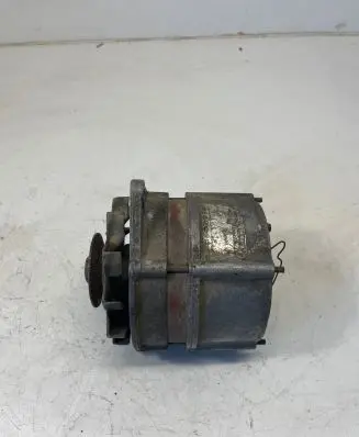 BMW 5 E34 Generator/alternator