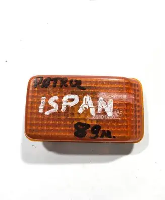 Front fender indicator light