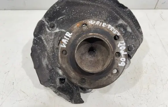 BMW 1 E81 E87 Front wheel hub 122012