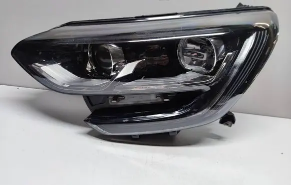 Renault Megane IV Headlight/headlamp 260602792R 90060924