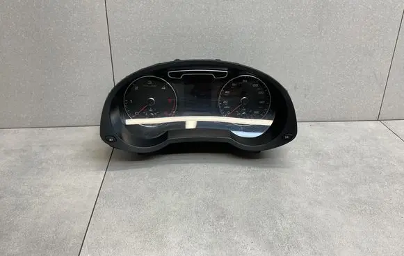 Audi Q3 8U Speedometer (instrument cluster) 8U0920990A