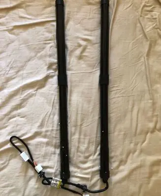 Lexus RX 330 - 350 - 400H Tailgate/trunk strut/damper 6892048031 6891048071