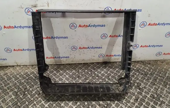 Radiator trim