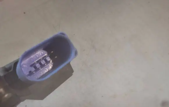 Skoda Octavia Mk2 (1Z) Front door lock 3D2837016