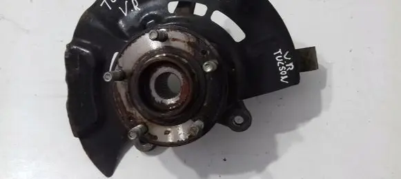 Hyundai Tucson TL Front wheel hub spindle knuckle