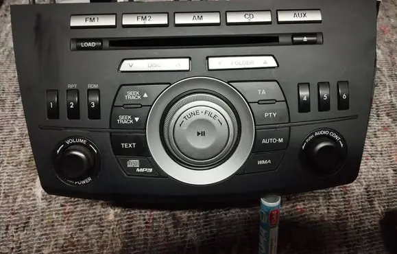 Mazda 3 II Radio/CD/DVD/GPS head unit 14799926 00D1B4379348