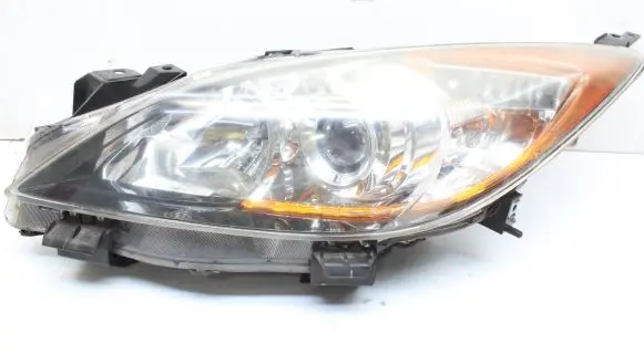Mazda 3 II Headlight/headlamp BDG751040