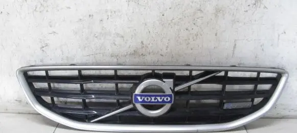 Volvo V40 Front grill 31353120