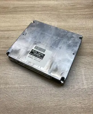 Toyota Prius (XW20) Engine control unit/module ECU 8966147170