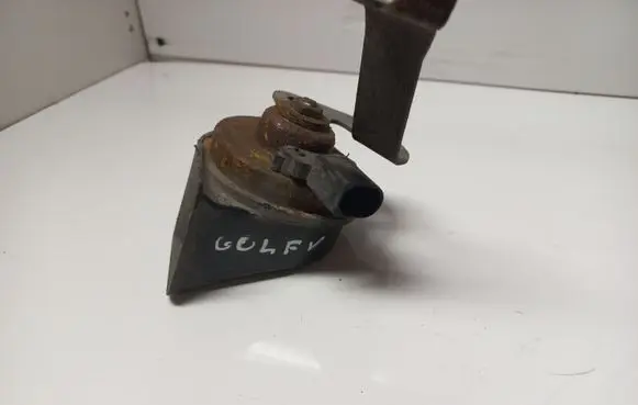 Volkswagen Golf V Horn signal
