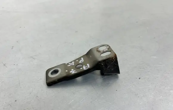 Audi A7 S7 4G Fender mounting bracket 4G8809321